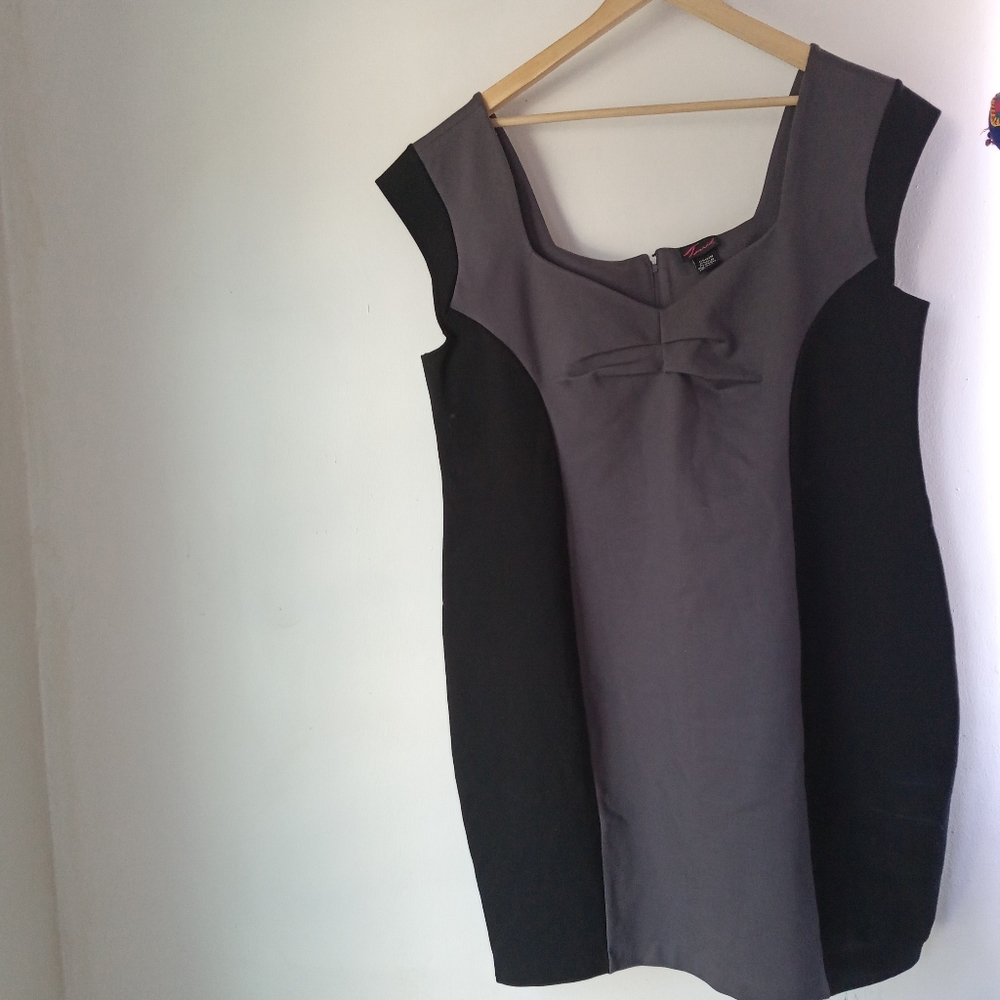 Torrid 24 Colorblock Dress